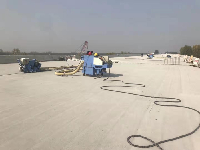 混凝土橋面拋丸機使用現(xiàn)場